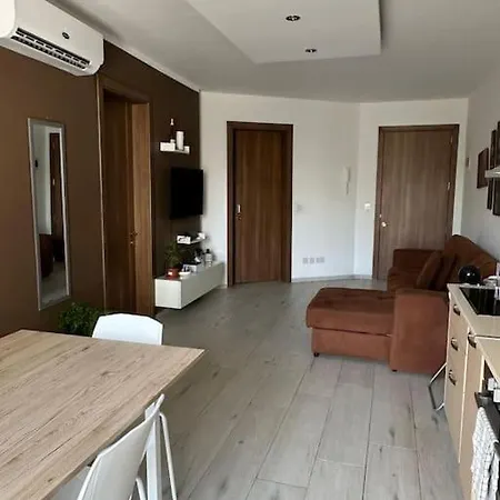 In Prime Location * Msida